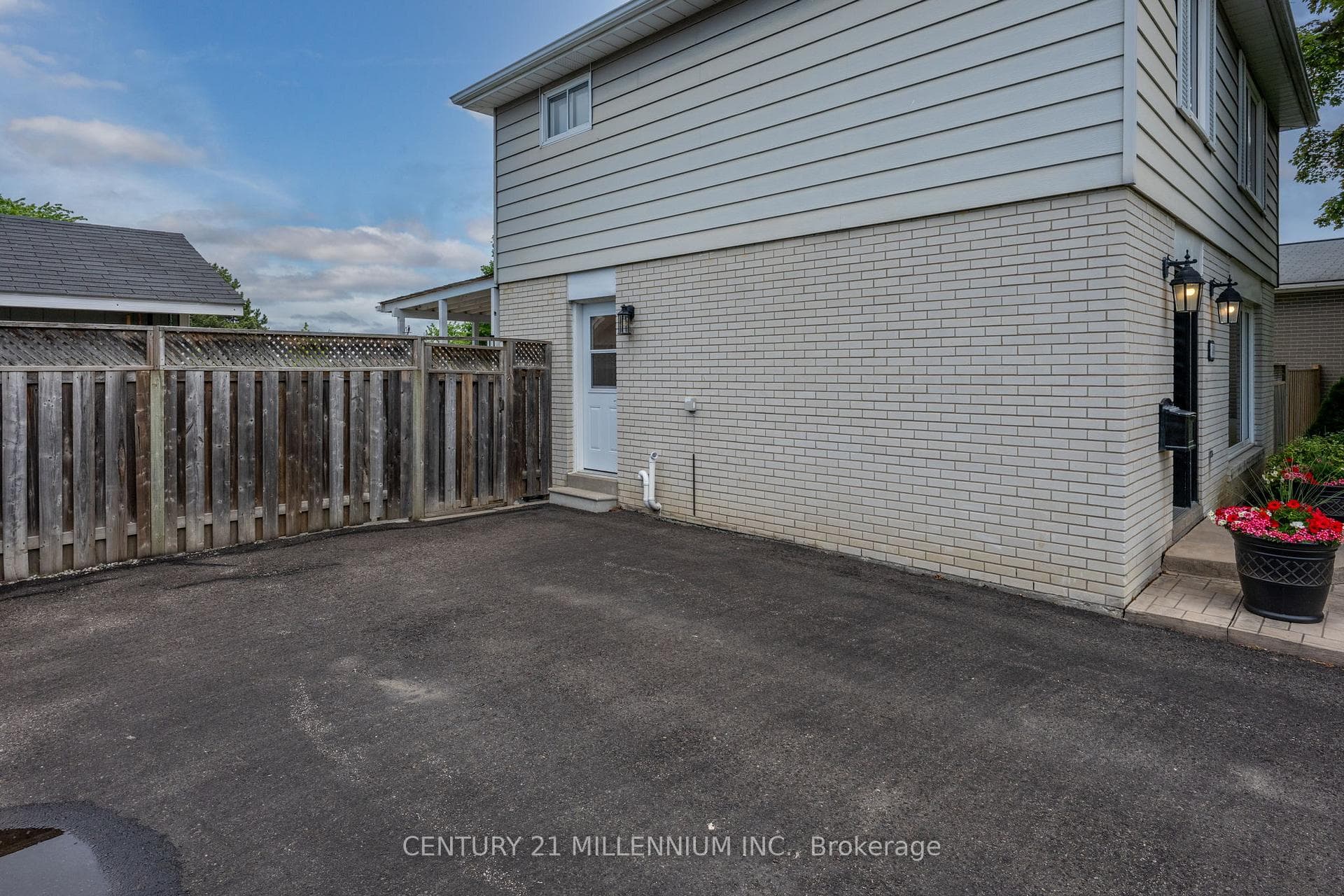 46 Dunblaine Crescent photo 29