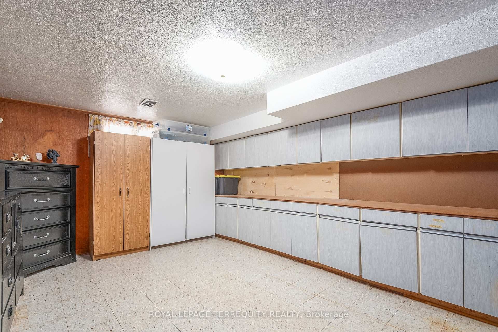 80 Glenaden Avenue photo 26
