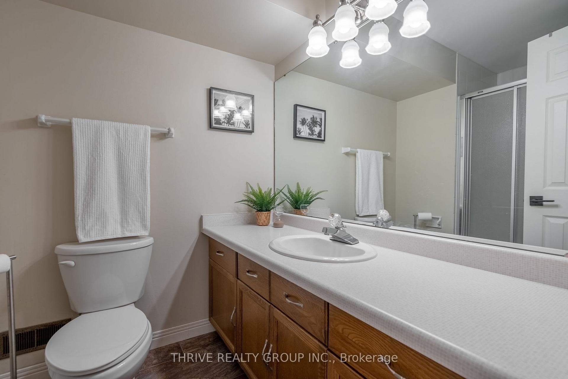 1140 Glenora Drive photo 26