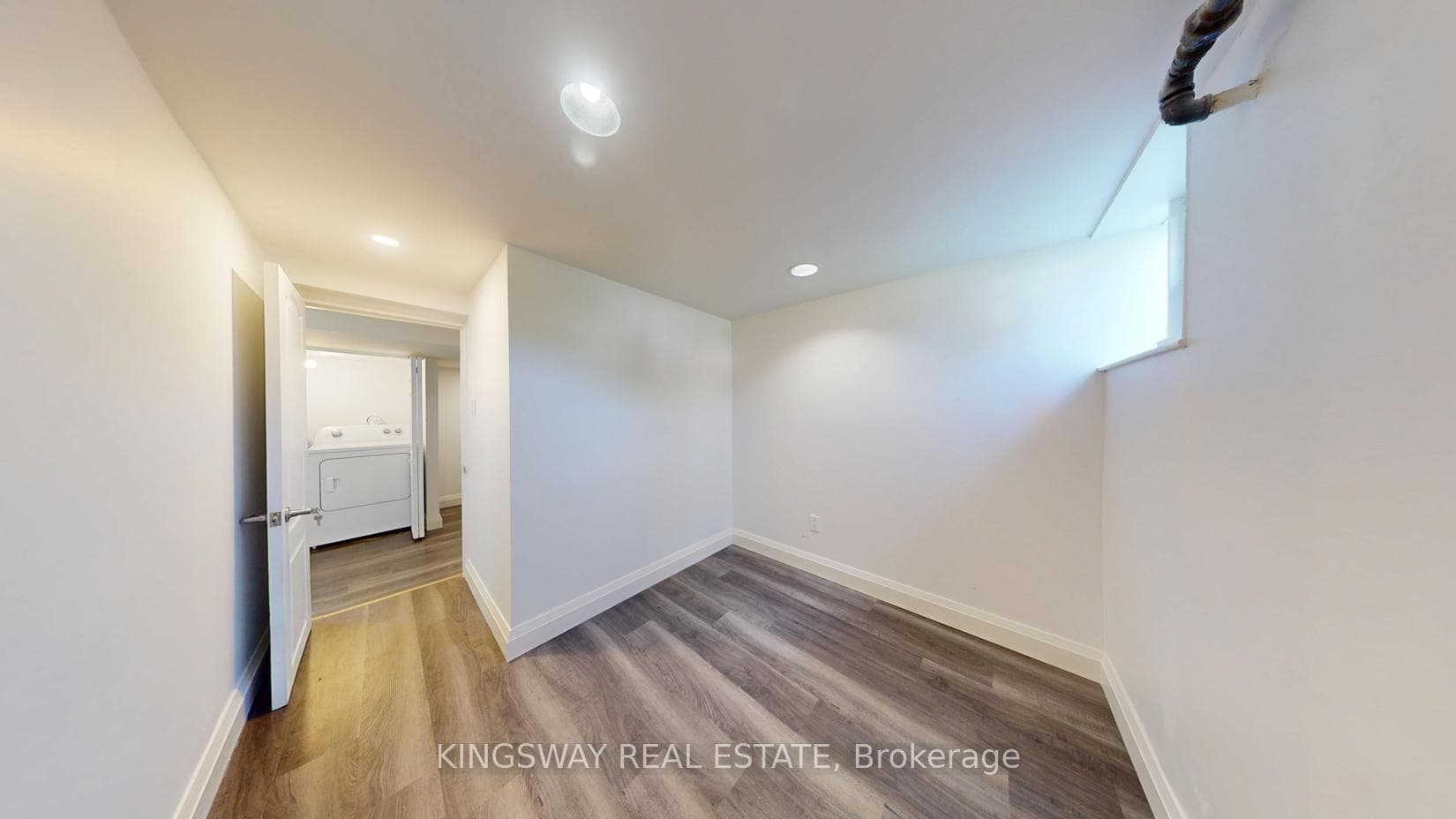 54 Pilot Street photo 29