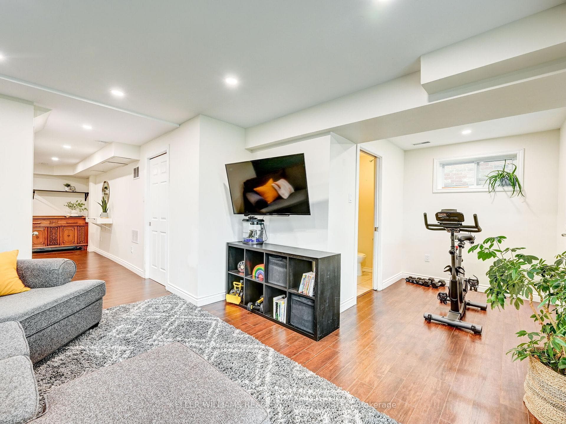 32 Rachlin Drive photo 32