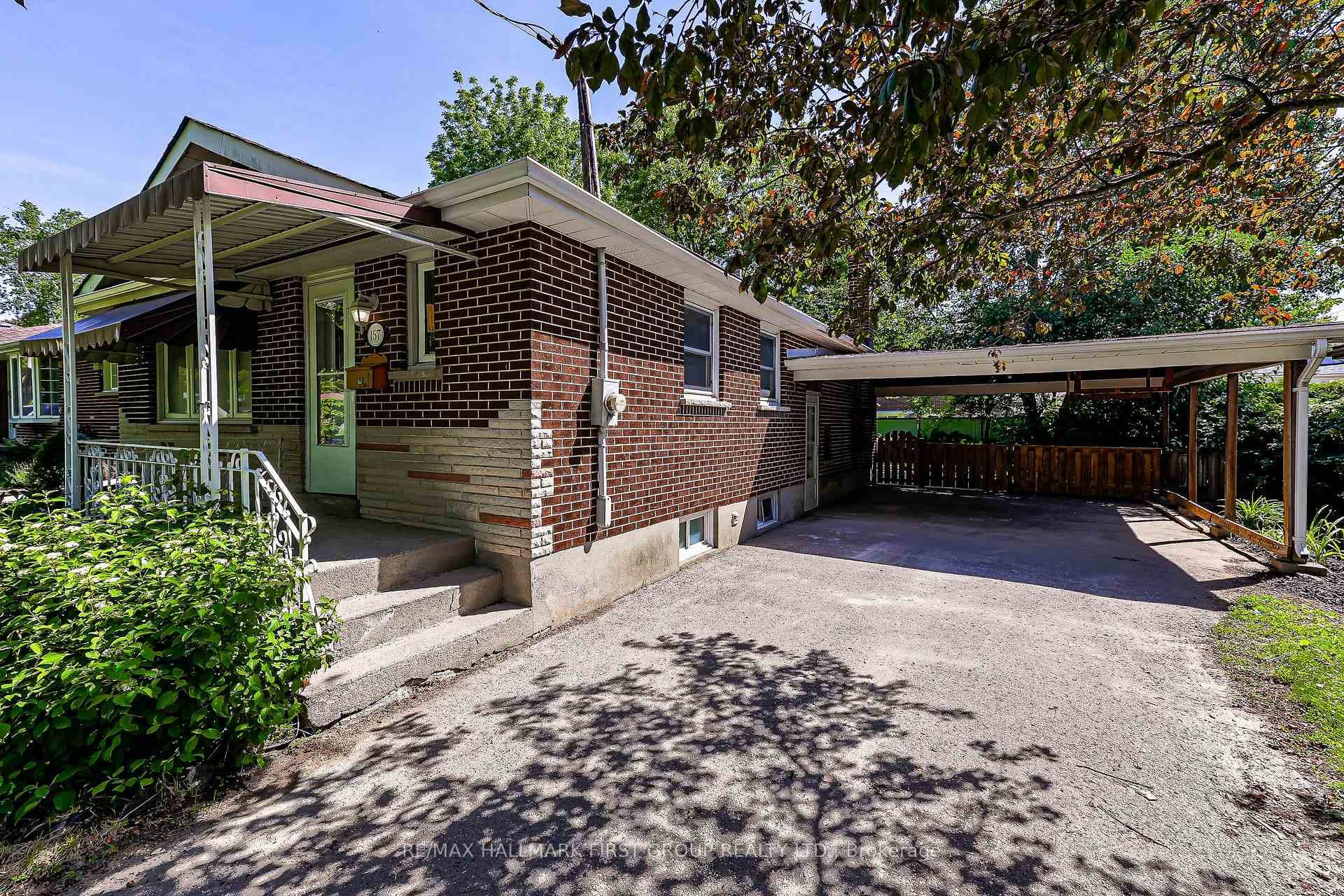 157 Eastmount Street photo 4
