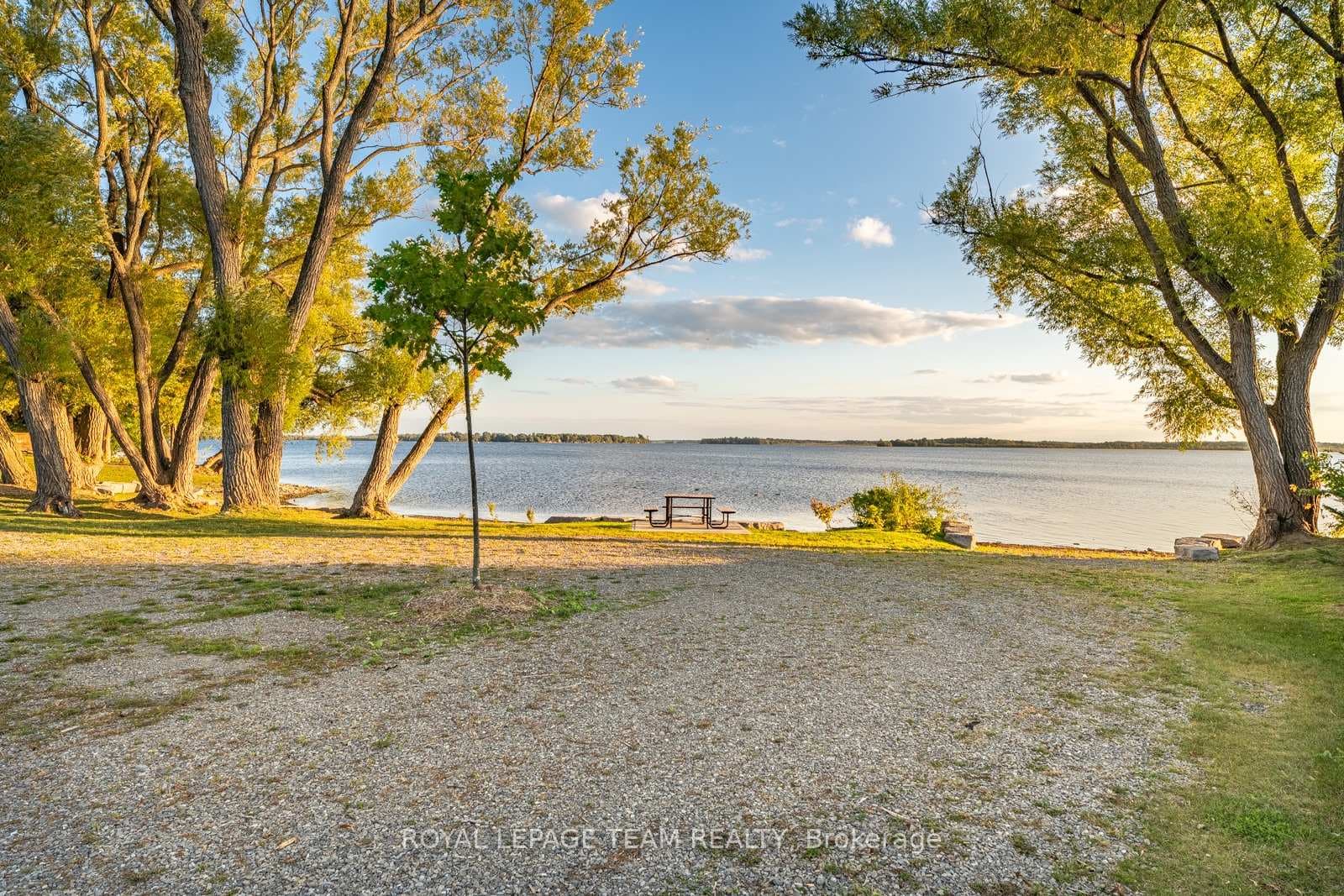 226 Kaswit Drive photo 44