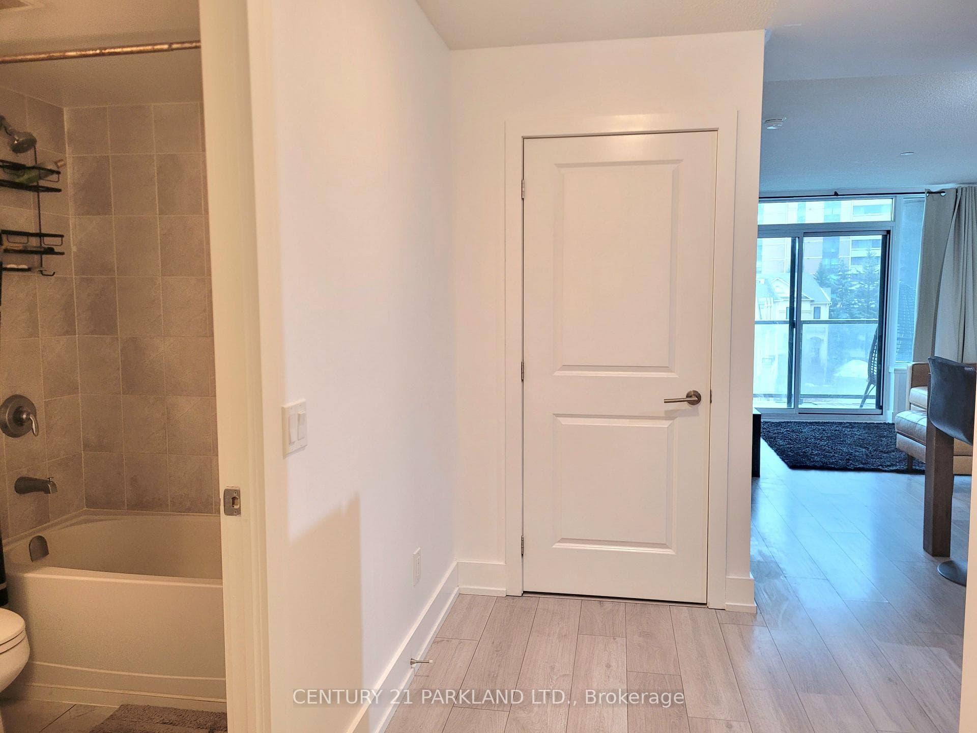 1215 Bayly Street Unit 304 photo 7