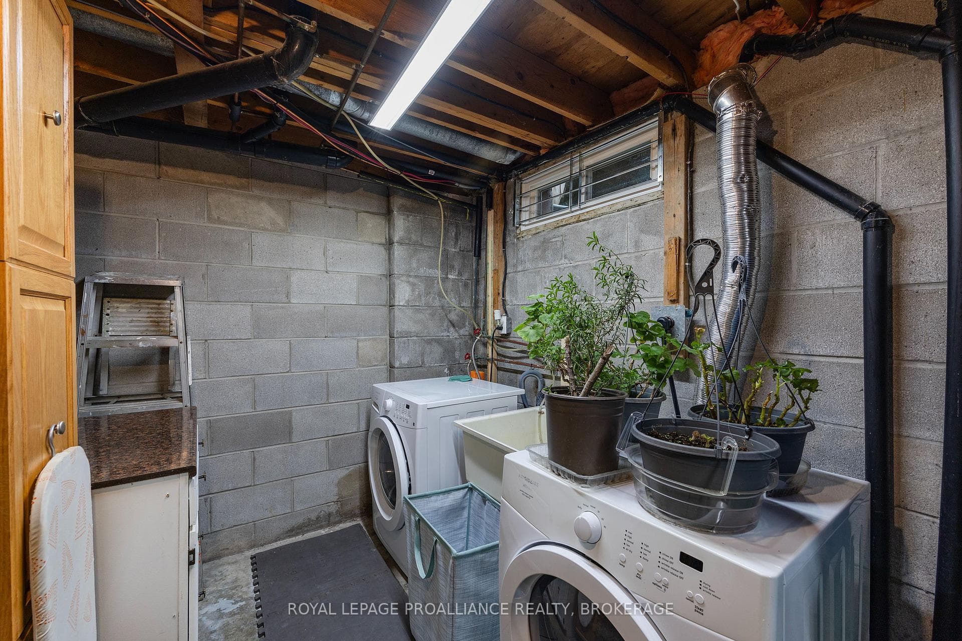 5 Winchester Drive Unit 9 photo 32