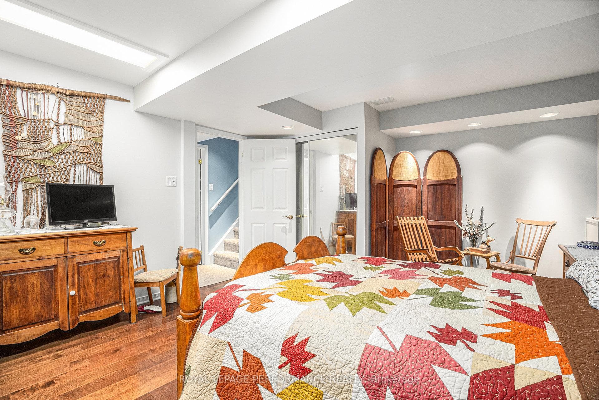 1 Wedgewood Crescent photo 26
