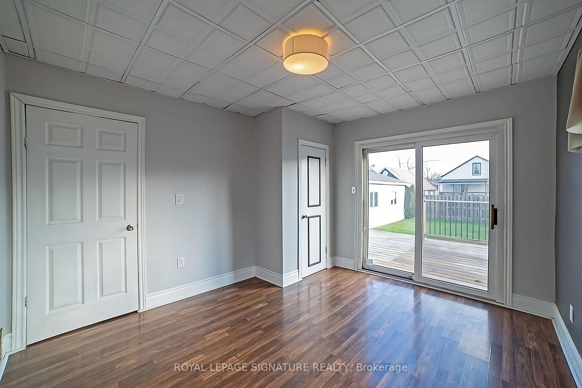 298 Wallace Avenue photo 10