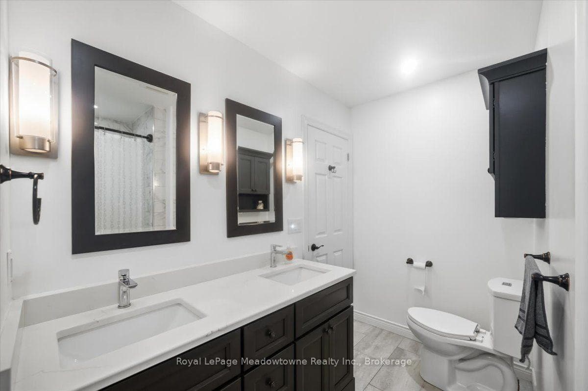 15 Sharpe Street photo 27