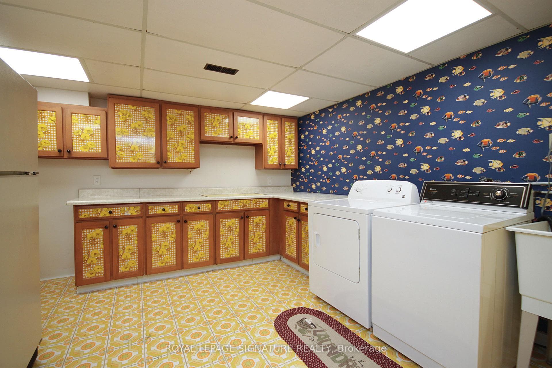173 Cassandra Boulevard photo 35
