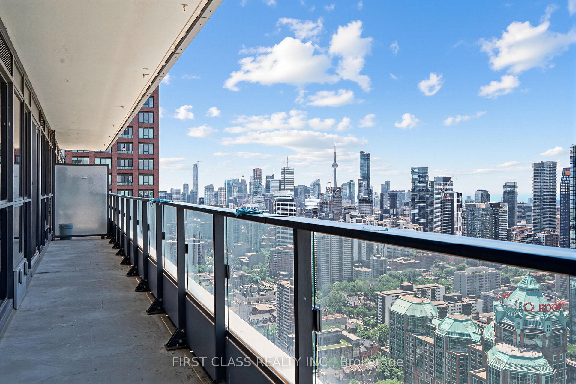 395 Bloor Street Unit 4203 photo 25