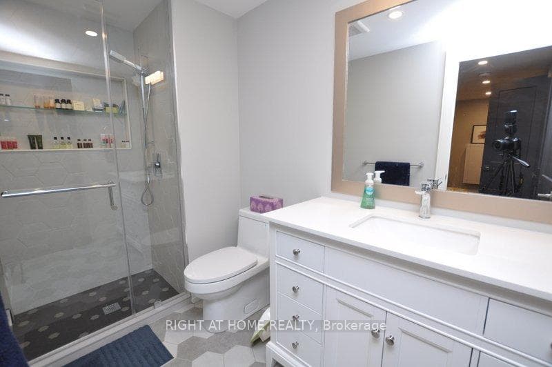 84 Wiley Avenue Unit Main photo 33