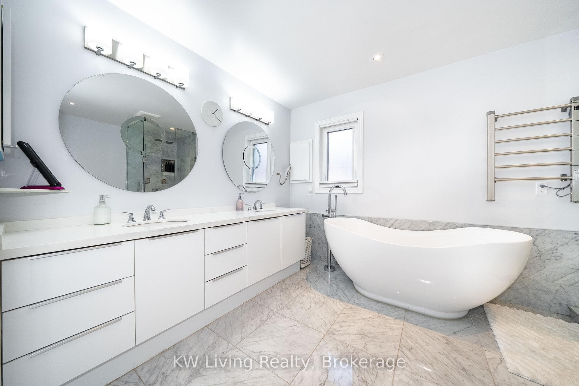 76 Silver Rose Crescent photo 25