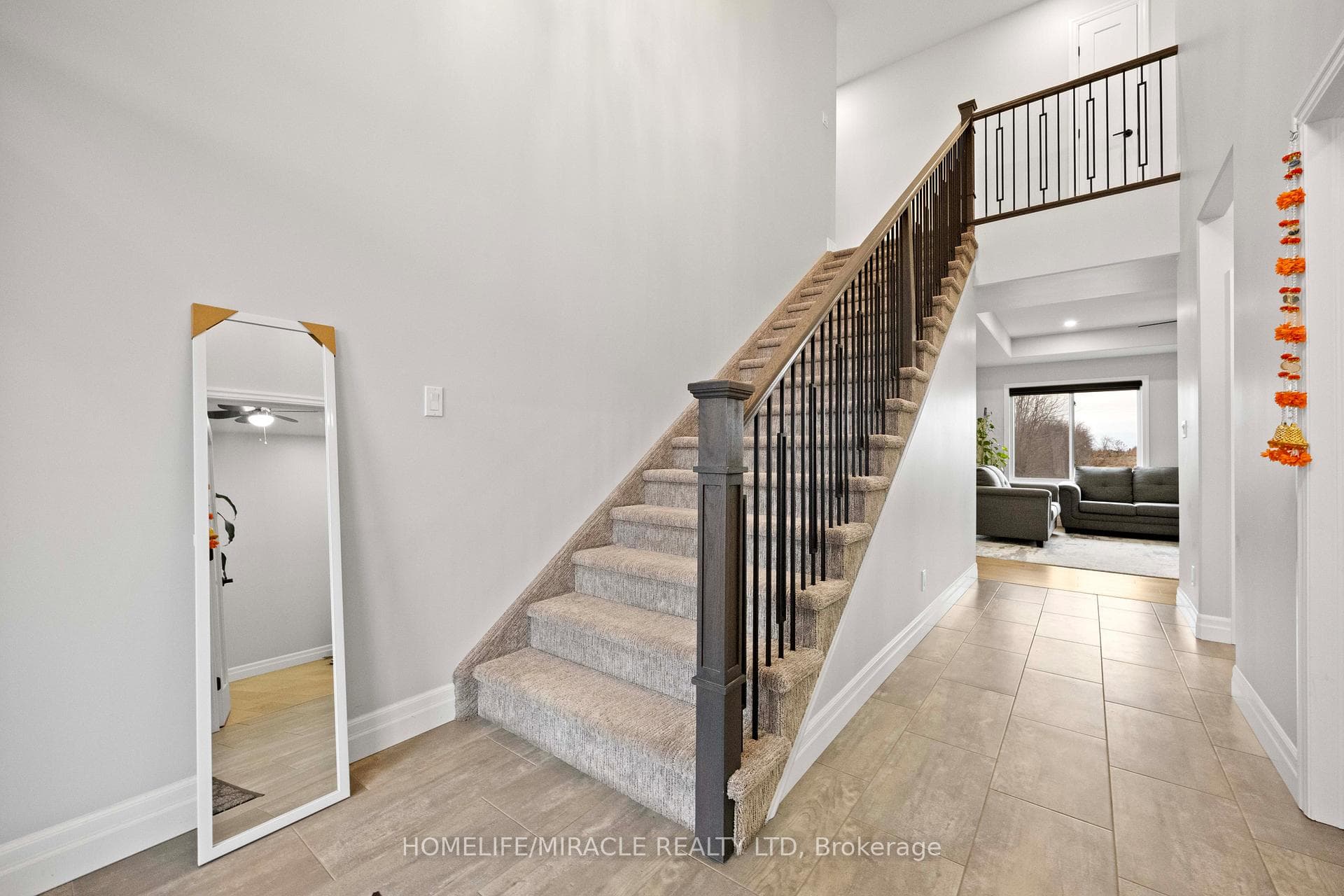 61 Raycroft Drive photo 5