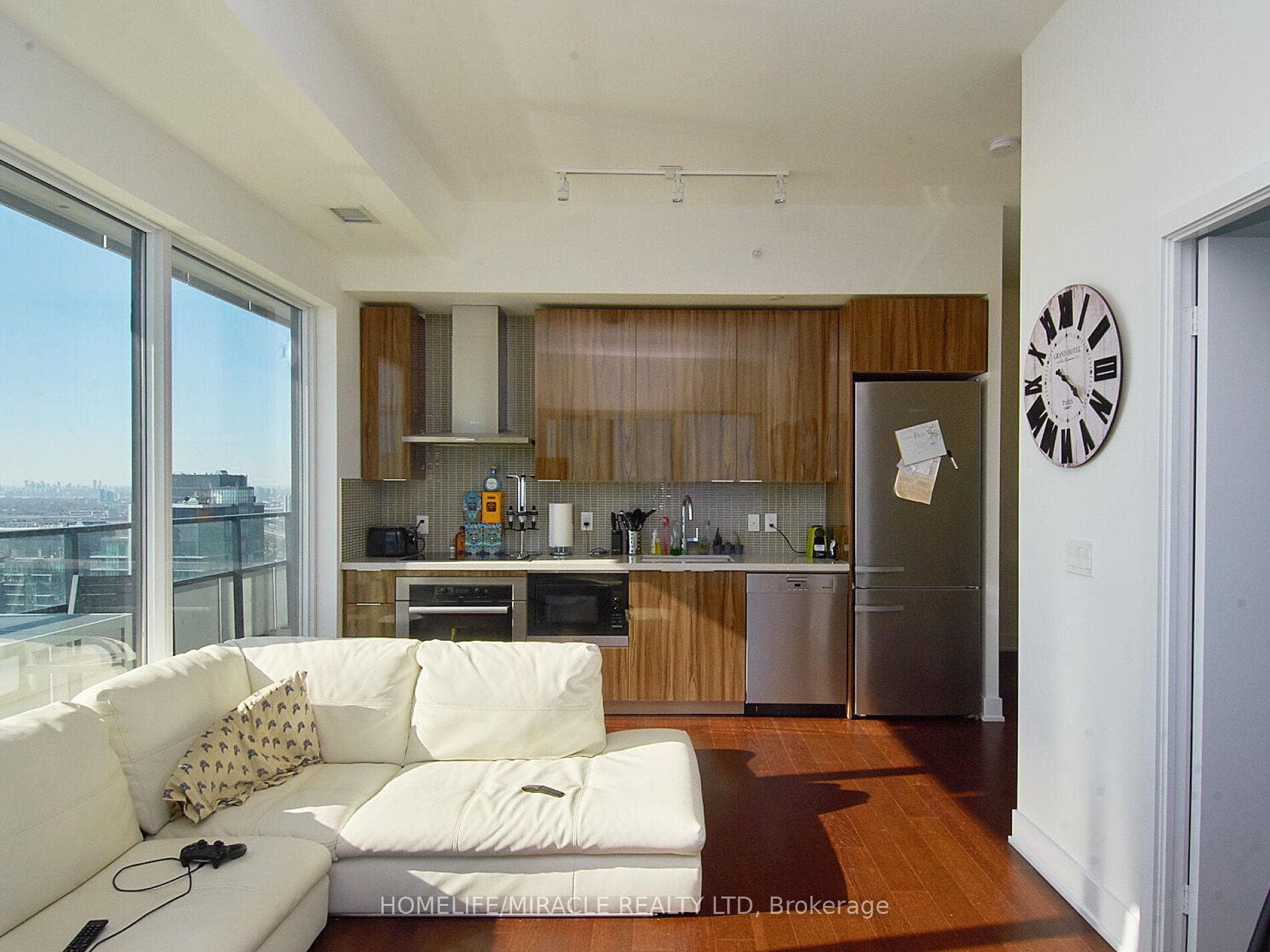 20 Shore Breeze Drive Unit 4707 photo 9