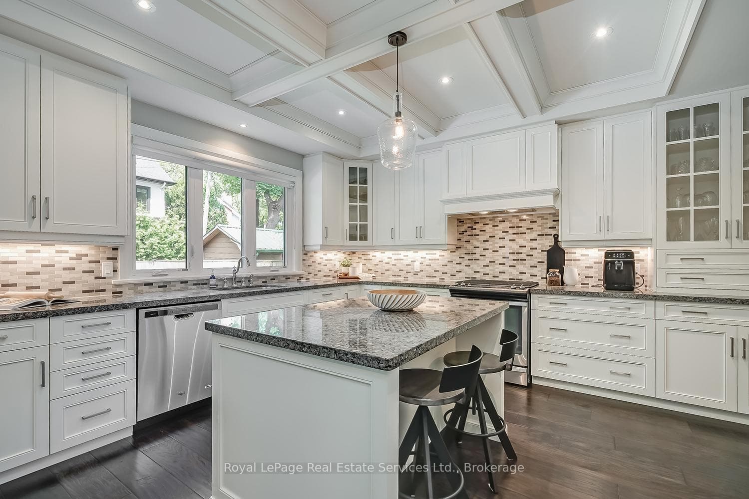 431 Inglehart Street photo 12