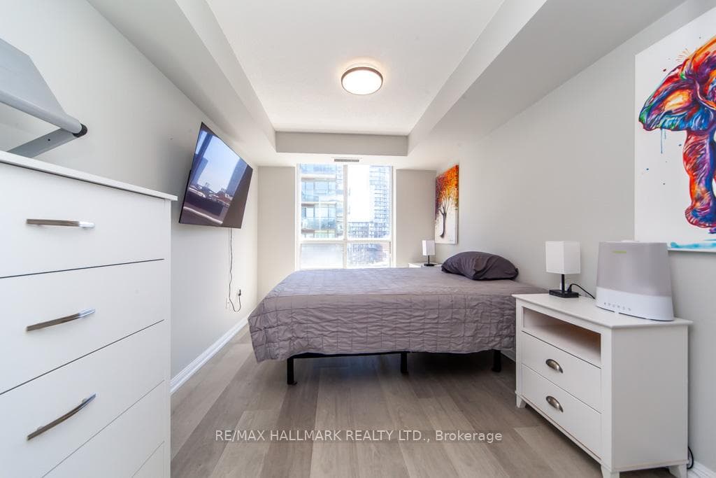 330 Adelaide Street Unit 1103 photo 17