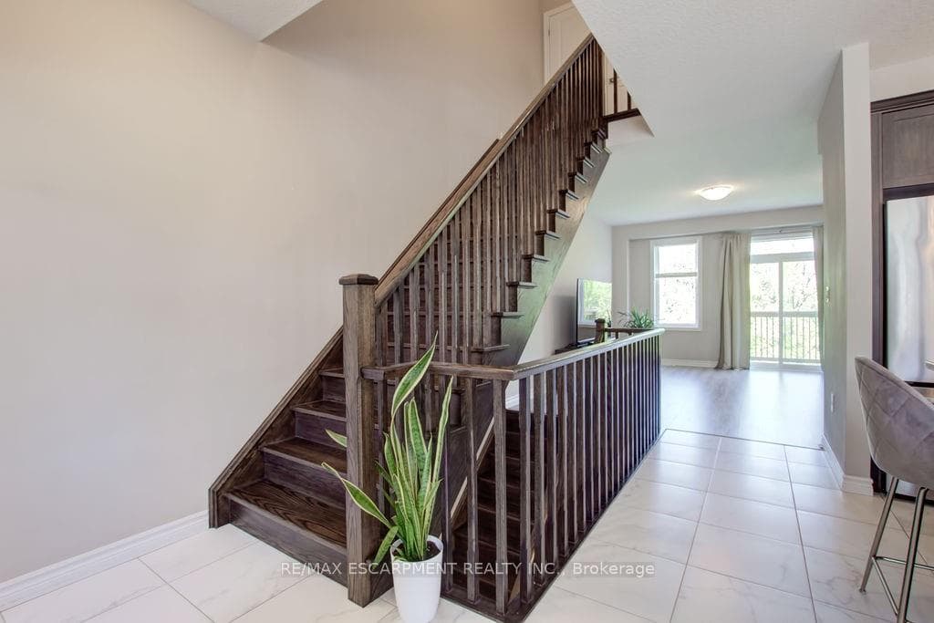 445 Ontario Street Unit 35 photo 8