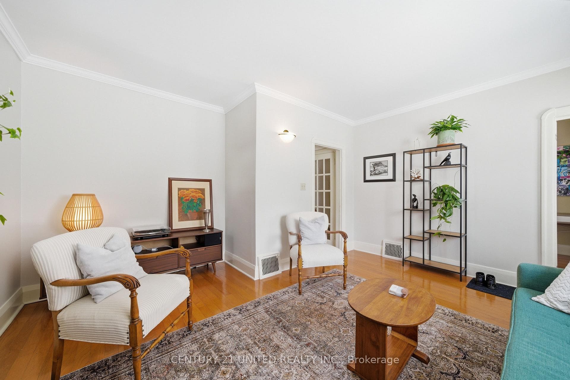266 Mark Street photo 20