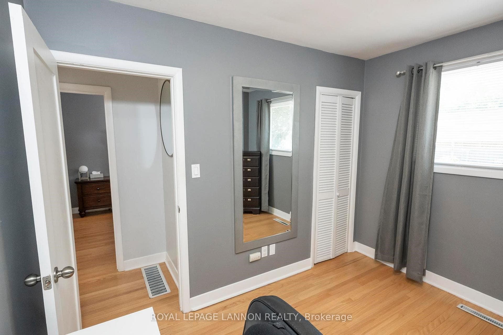 131 Maplewood Street photo 11