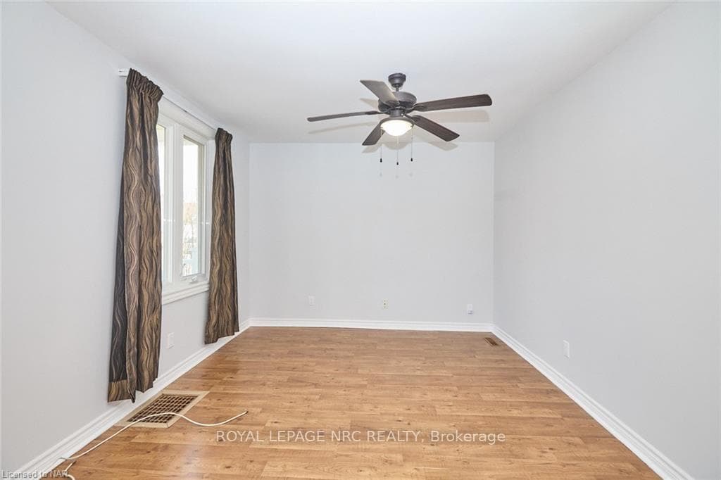 60 Patricia Street photo 15