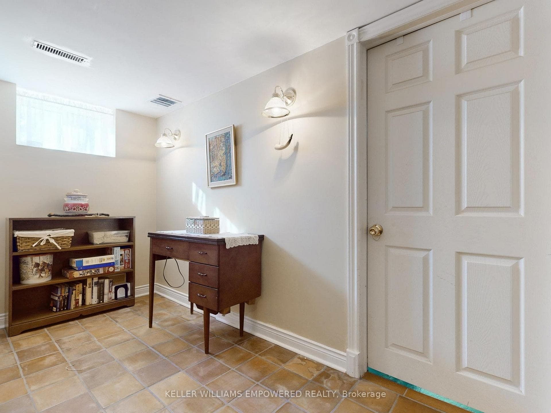 1300 Langstaff Road photo 20