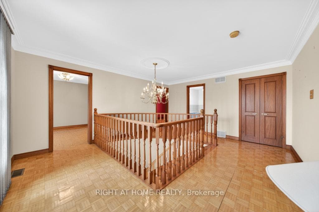 1055 Golf Club Road photo 21