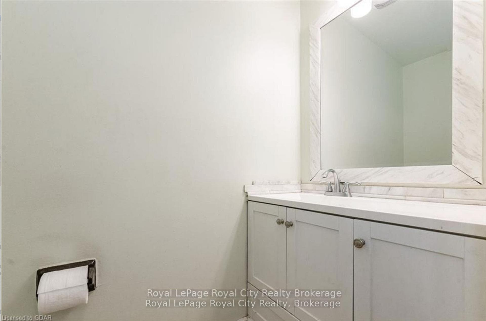 180 MARKSAM Road Unit 80 photo 23