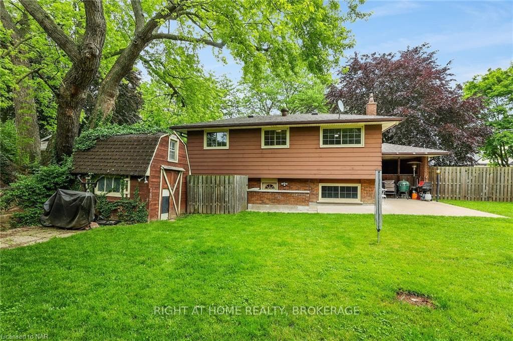 55 AQUADALE Drive photo 23