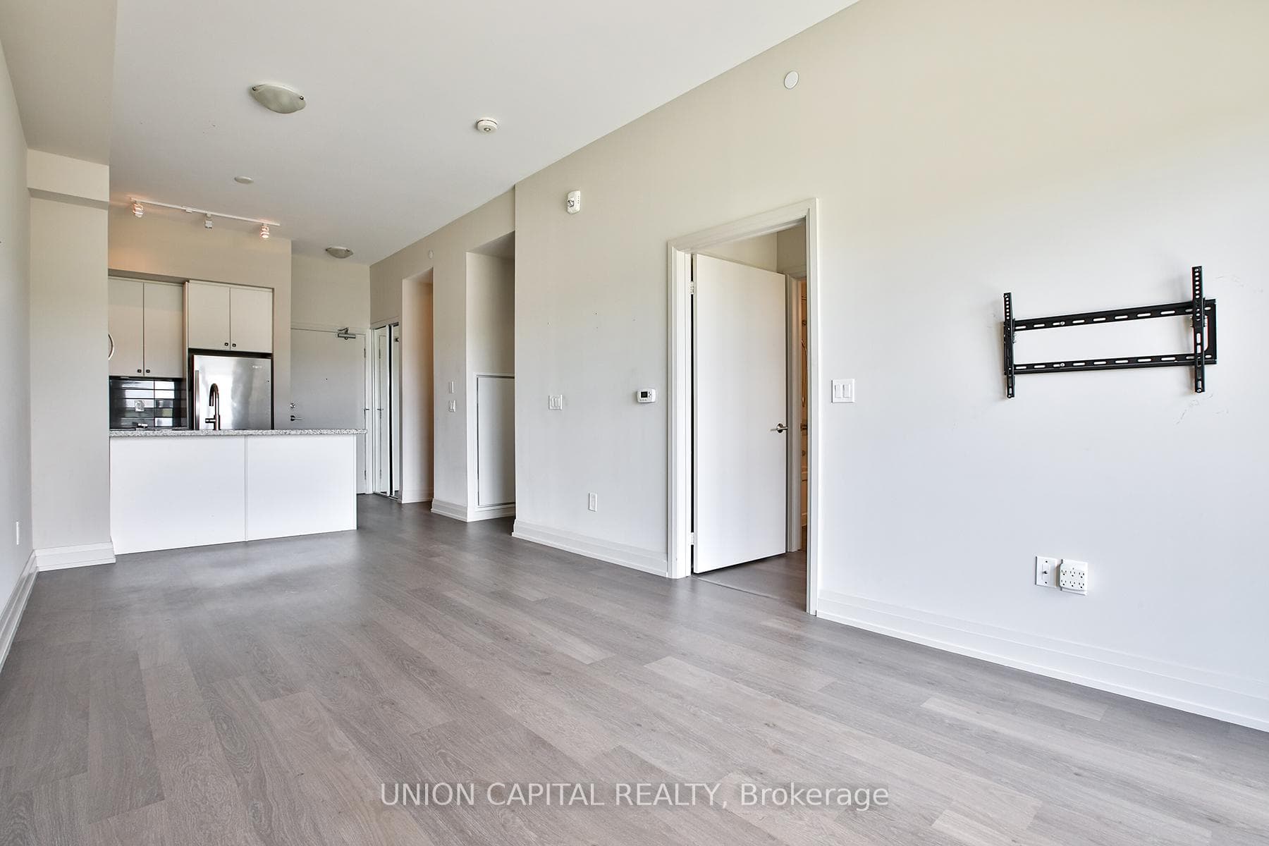 555 William Graham Drive Unit 437 photo 9