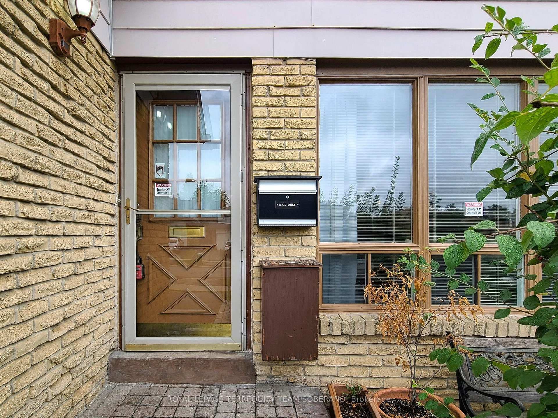 139 Beech Street photo 3
