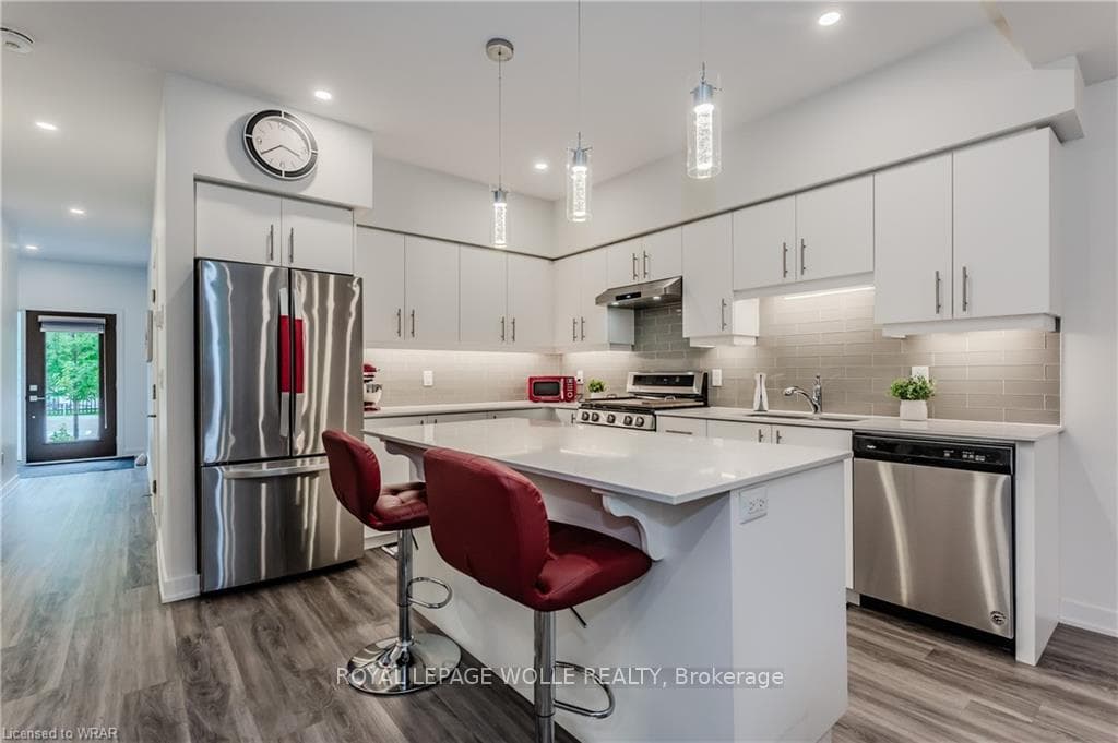 110 Fergus Avenue Unit 32 photo 12