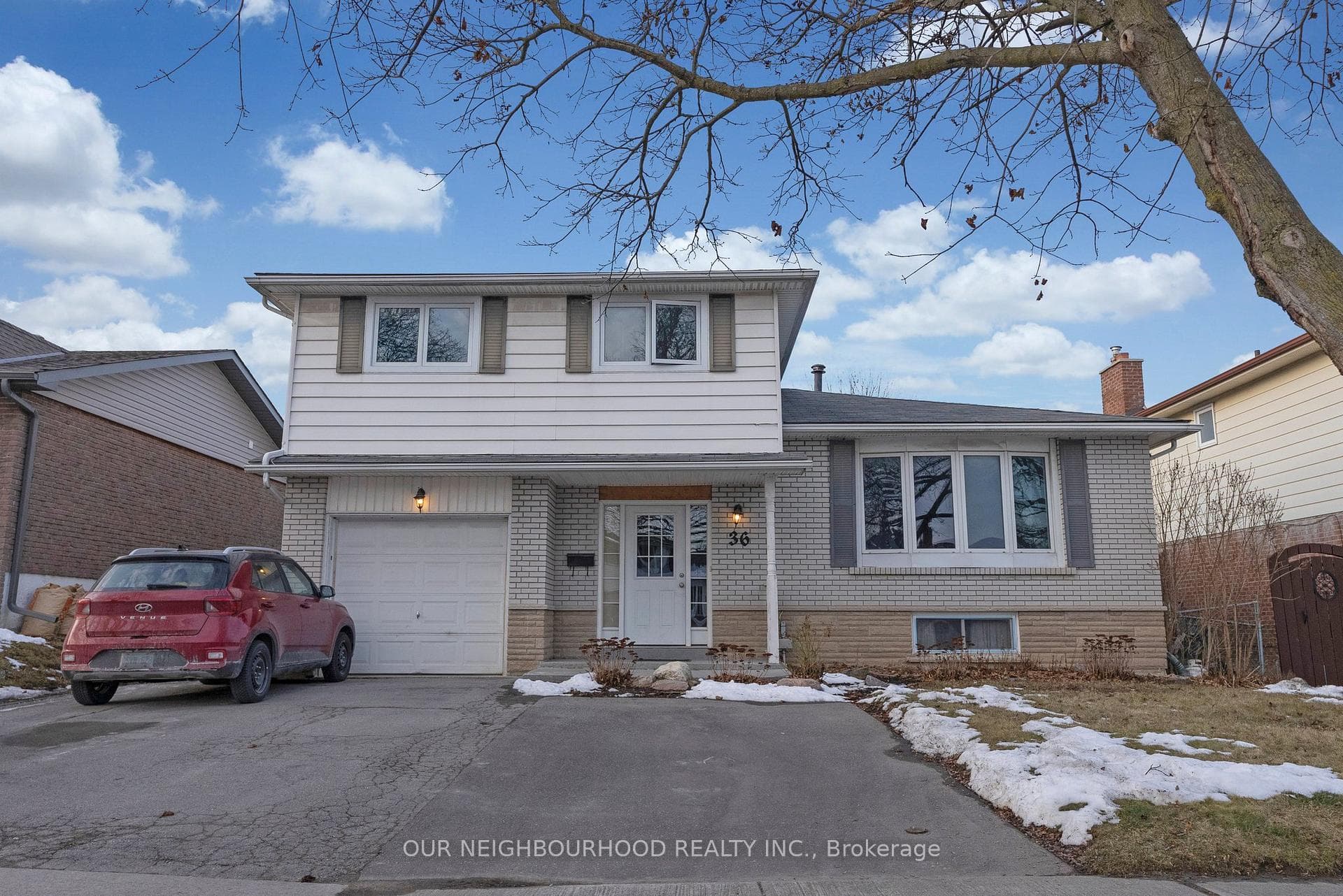 36 Spry Avenue photo 2