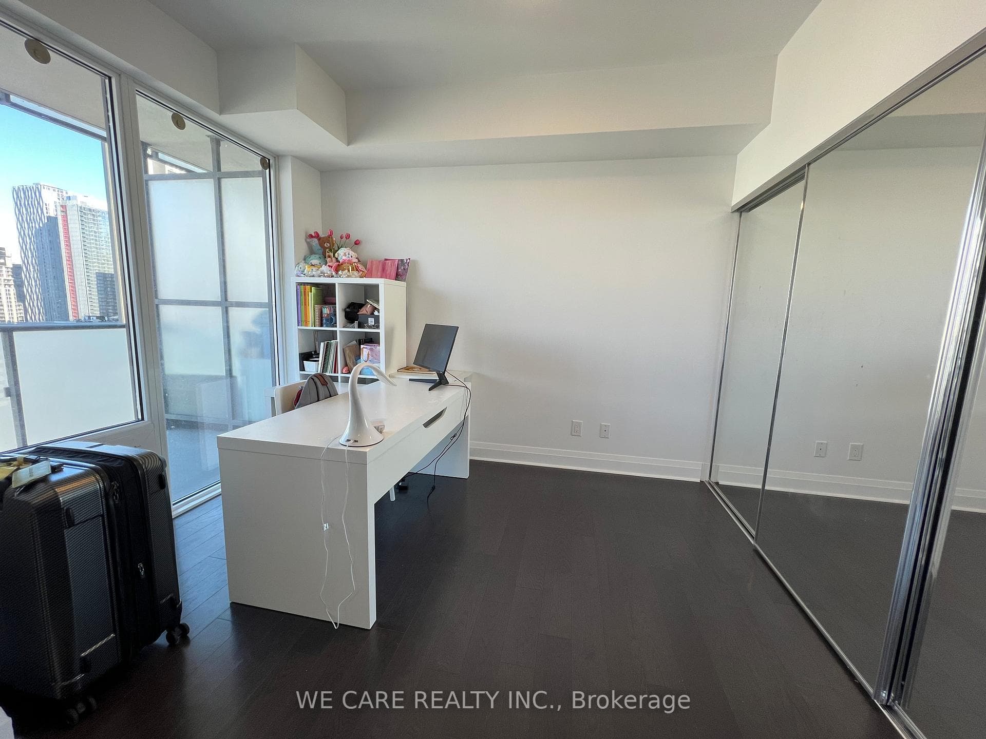 65 St Mary Street Unit 3008 photo 6
