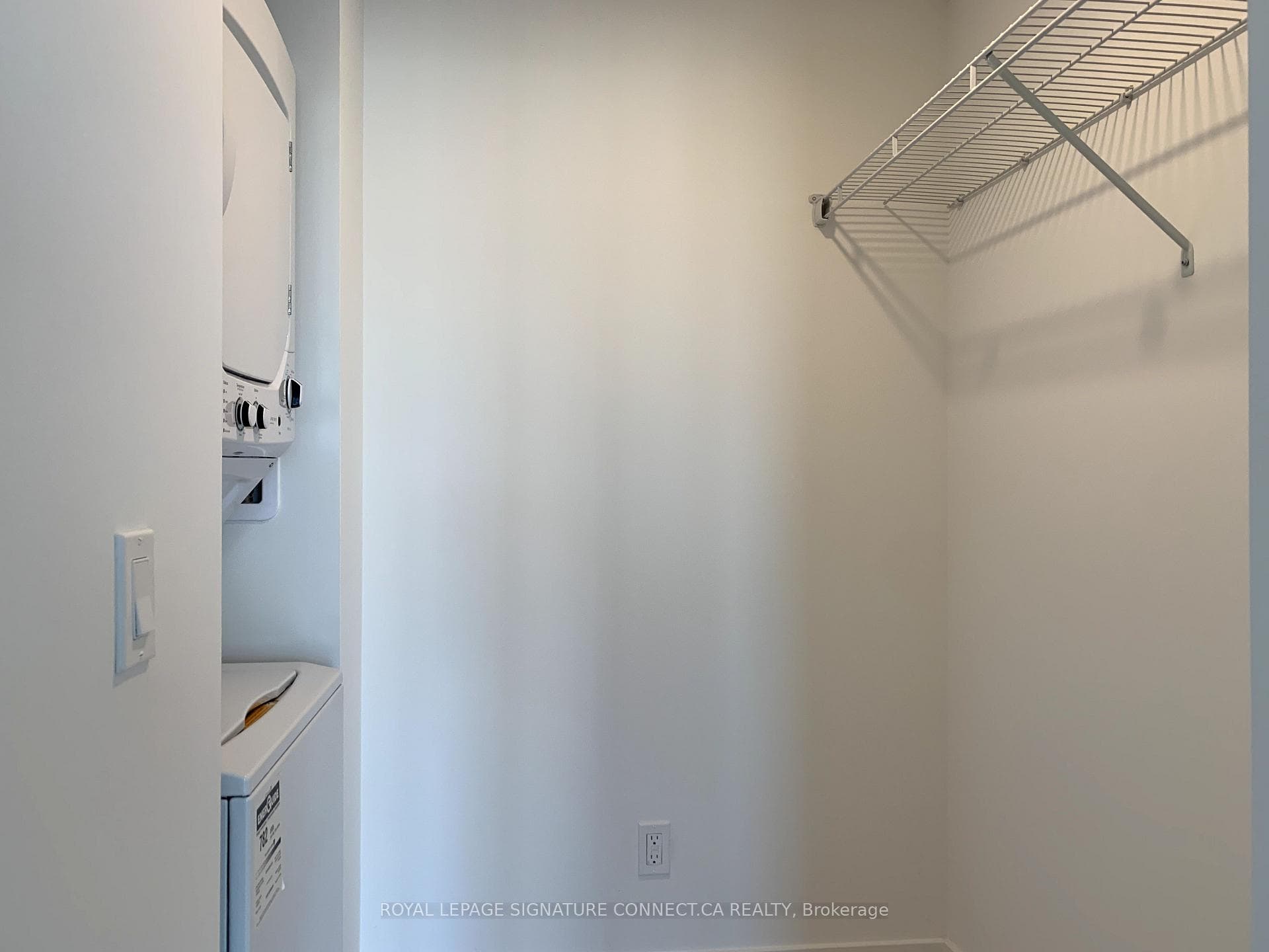 25 Richmond Street Unit 2413 photo 8