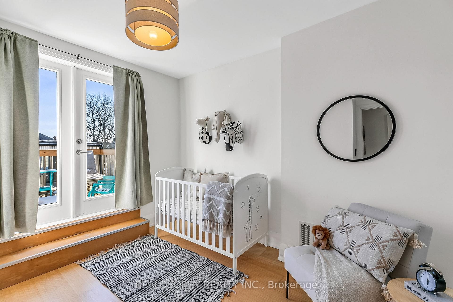 27 Chisholm Avenue photo 17