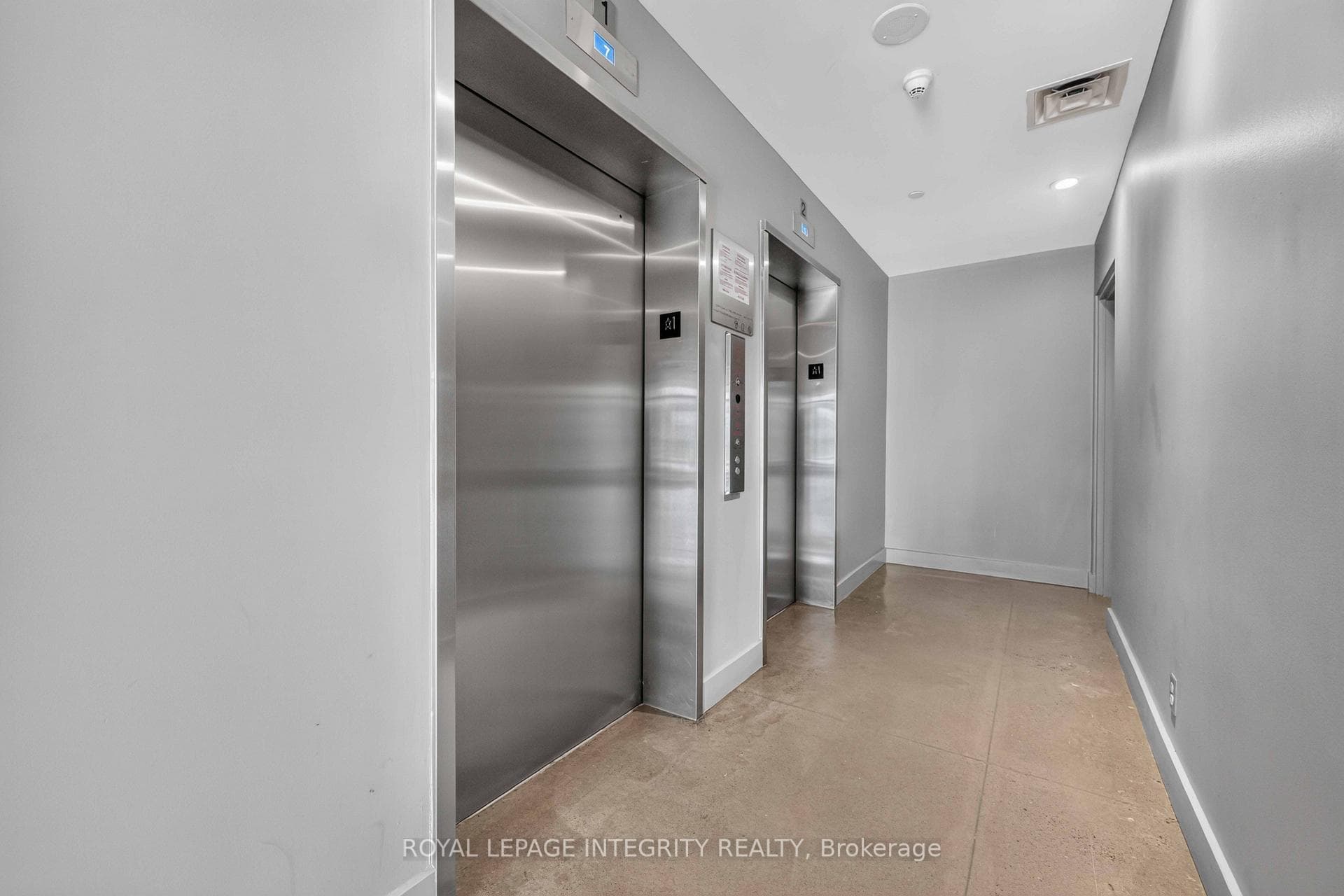 180 York Street Unit 909 photo 6
