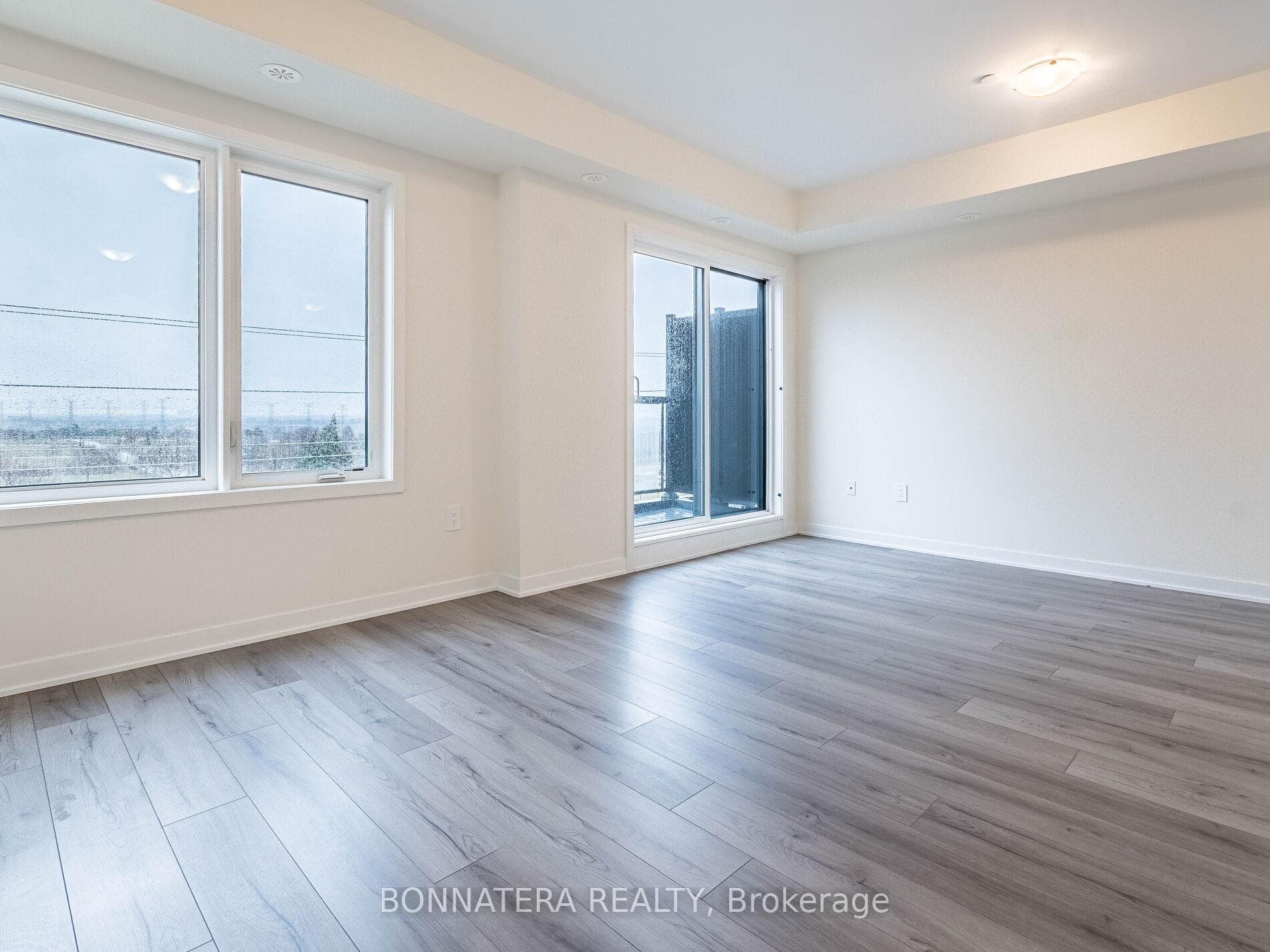 1695 Dersan Street Unit 303 photo 11