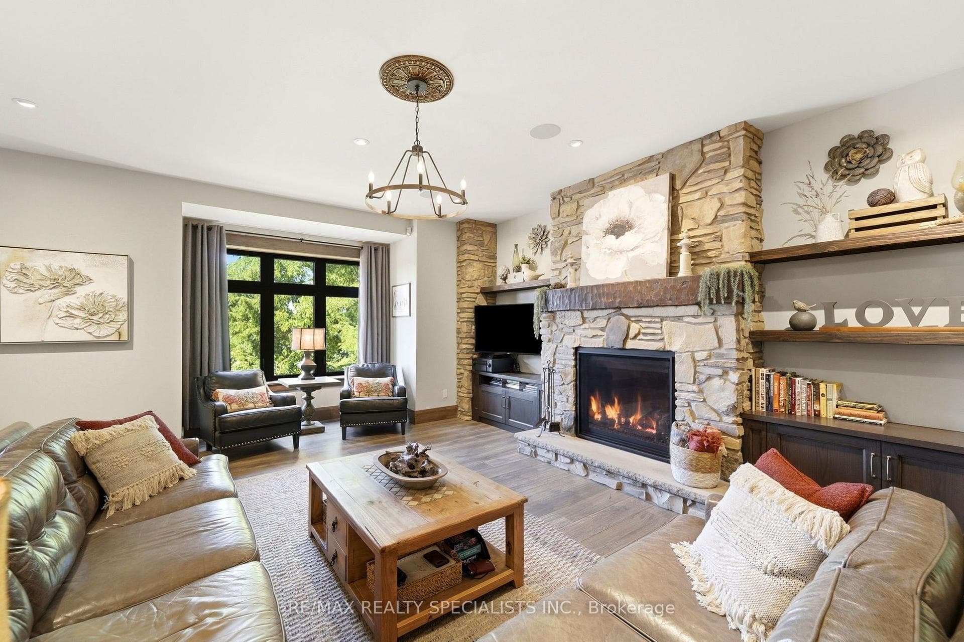 3713 Nineteenth Street photo 9
