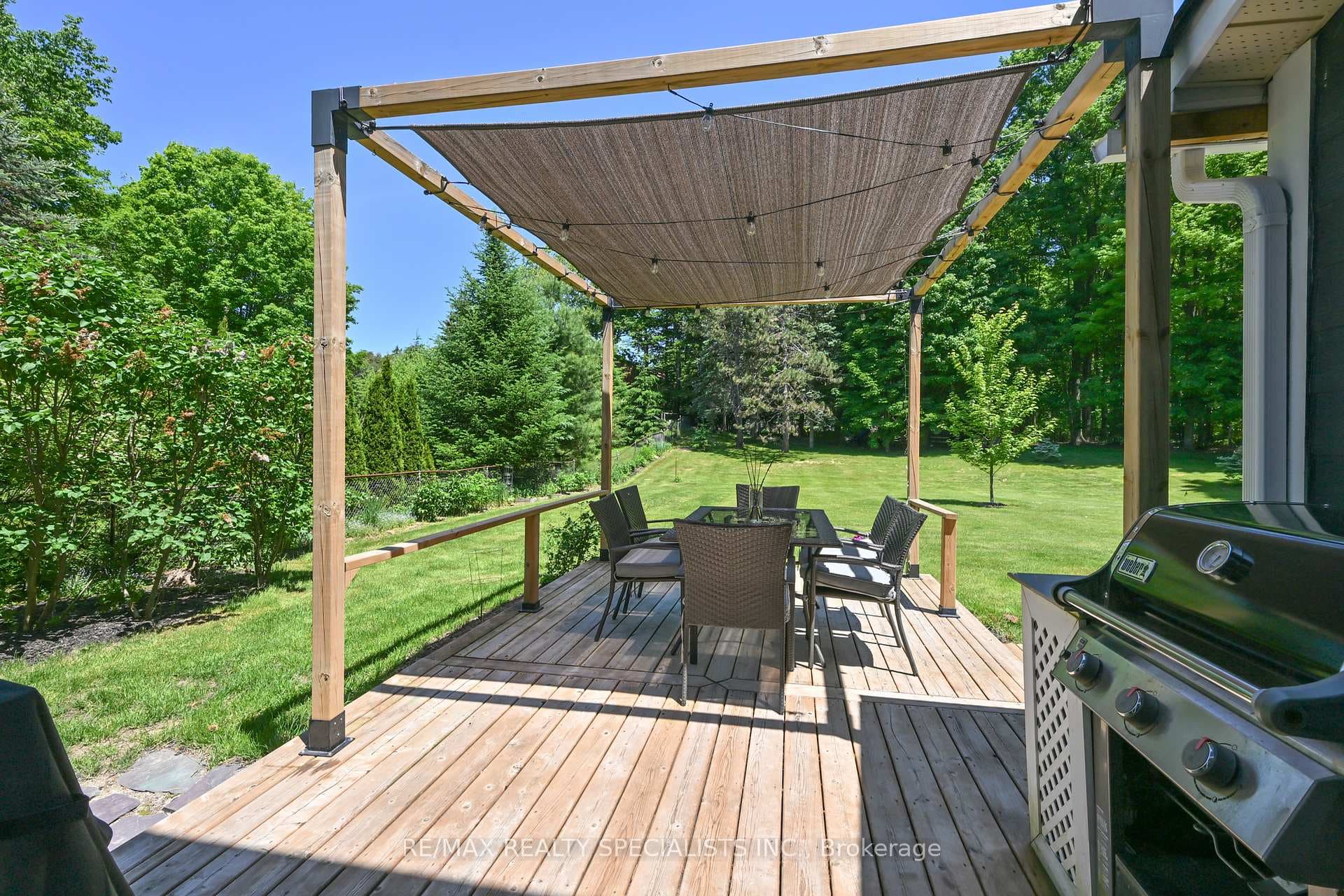Outdoor Dining Area