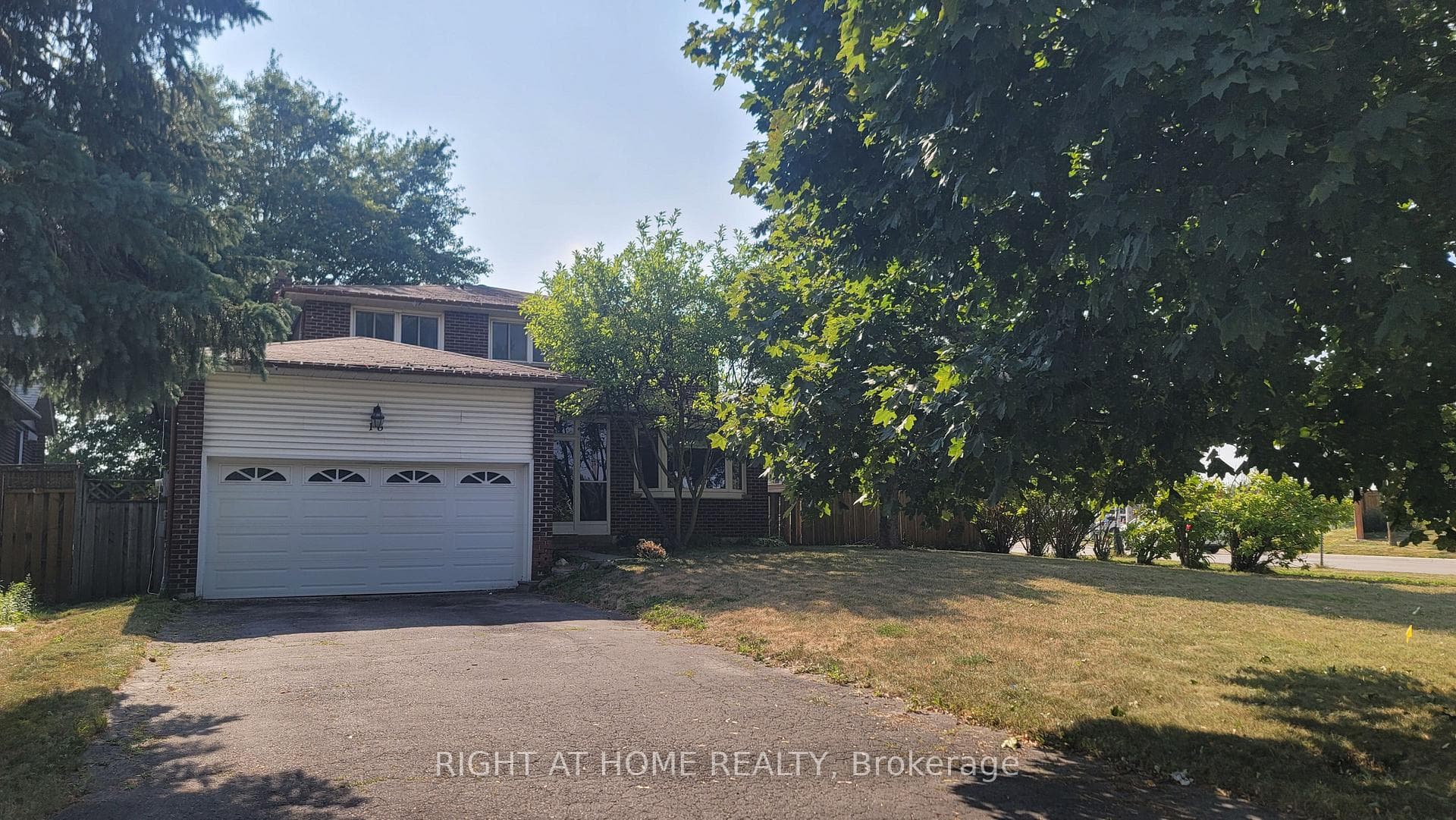 16 Portland Crescent photo 2