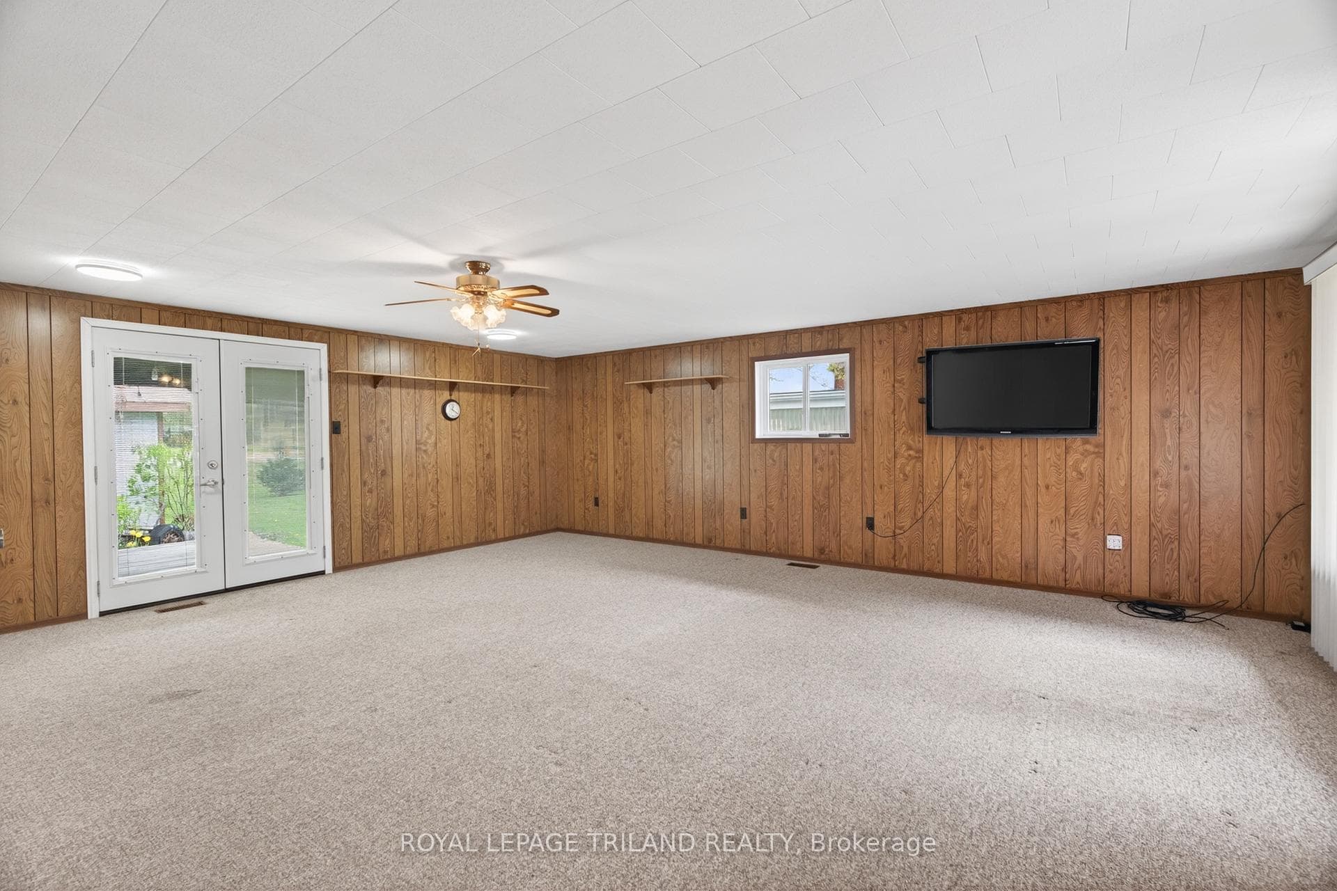 64 Wellington Avenue photo 13