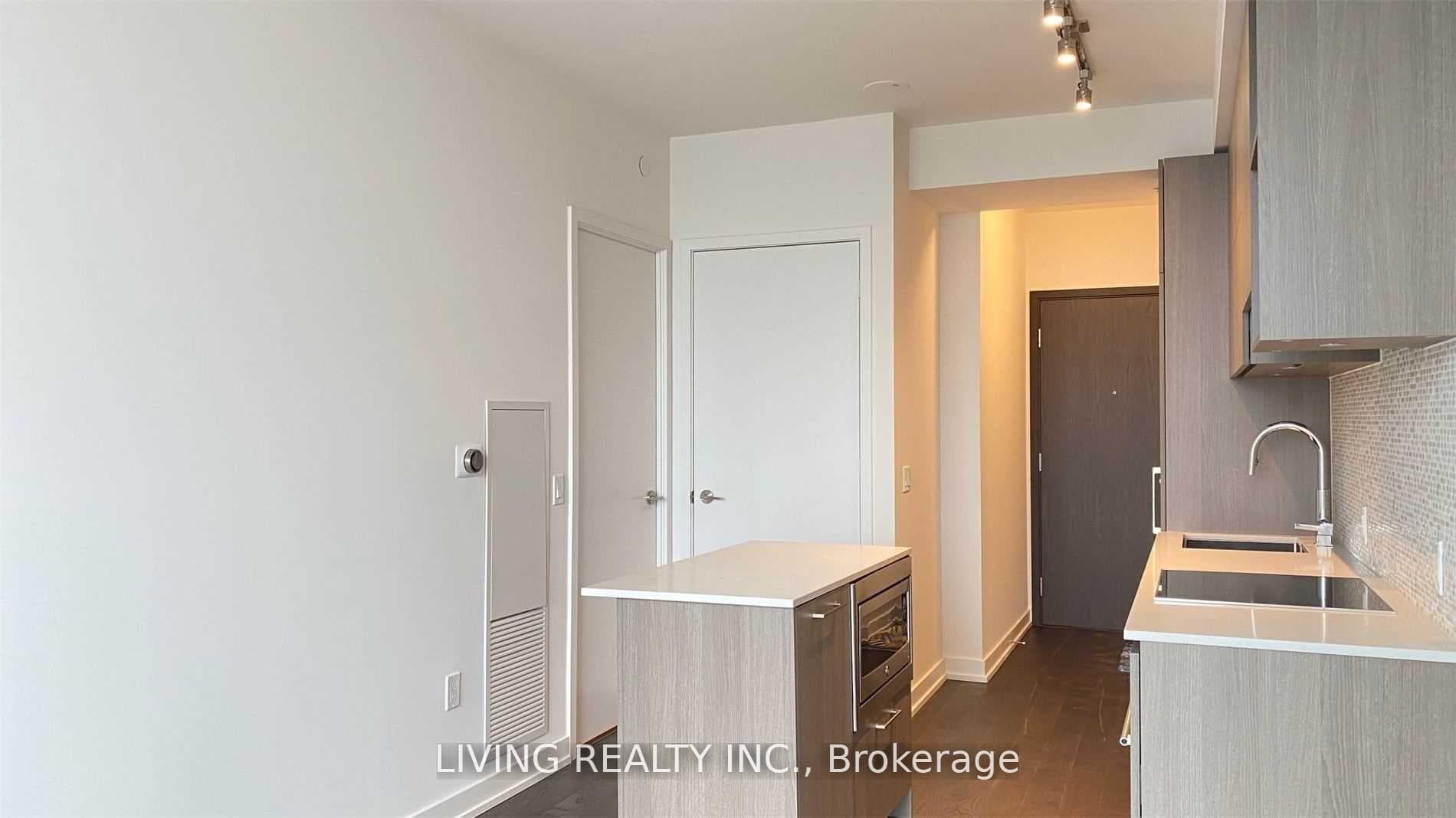 1 Yorkville Avenue Unit 2903 photo 6
