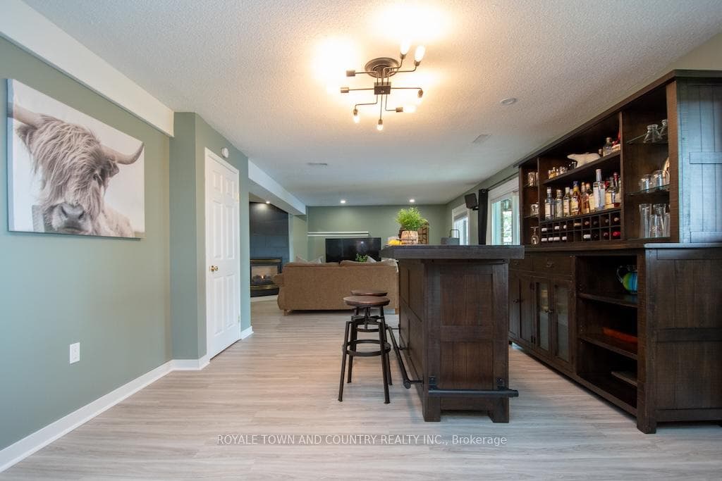 116 Cresswell Road photo 32