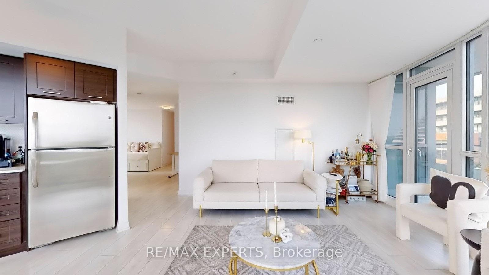 2212 Lakeshore Boulevard Unit 615 photo 11
