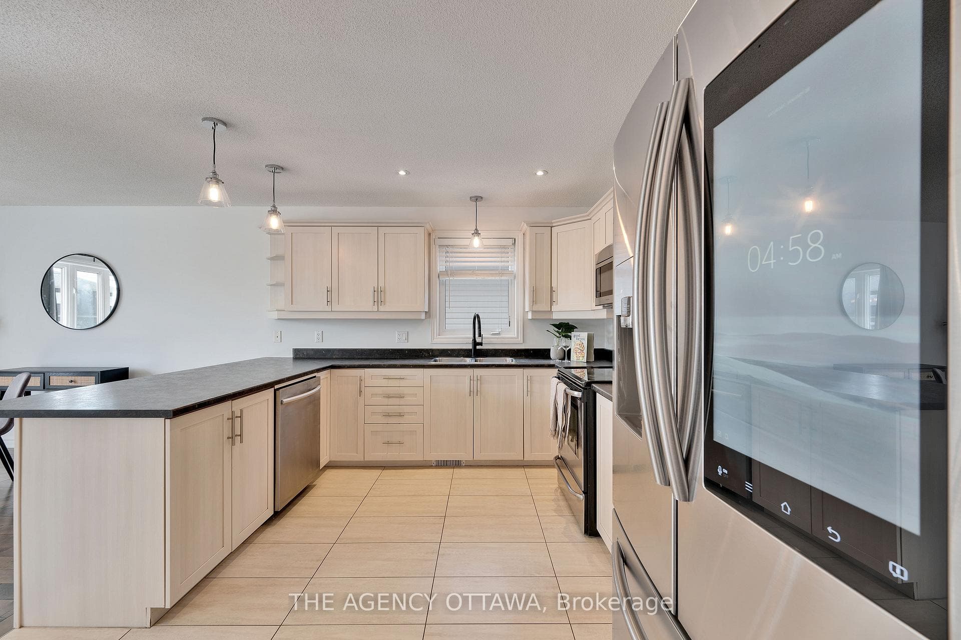 Kitchen - Main Floor