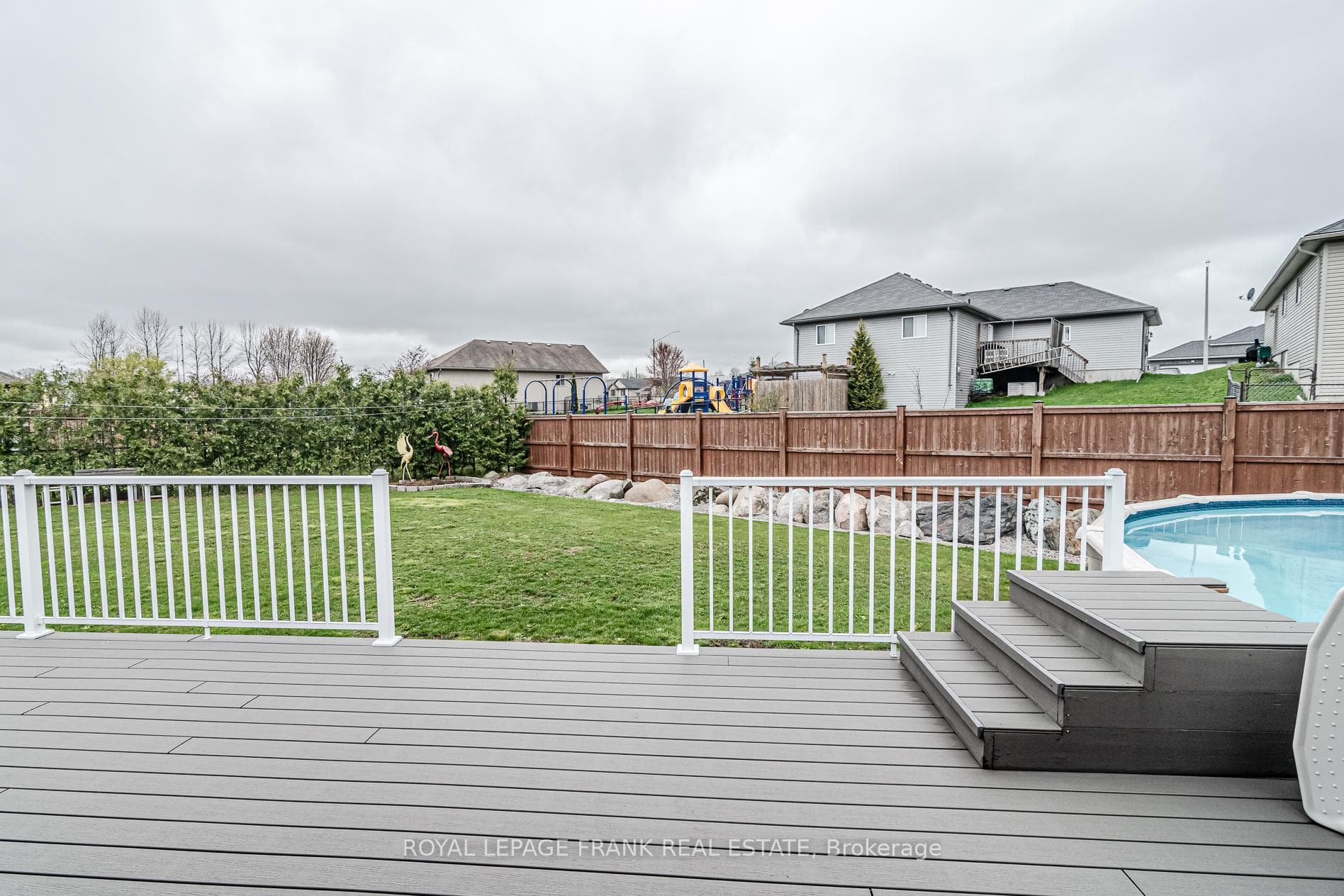 4 Sprucewood Court photo 32