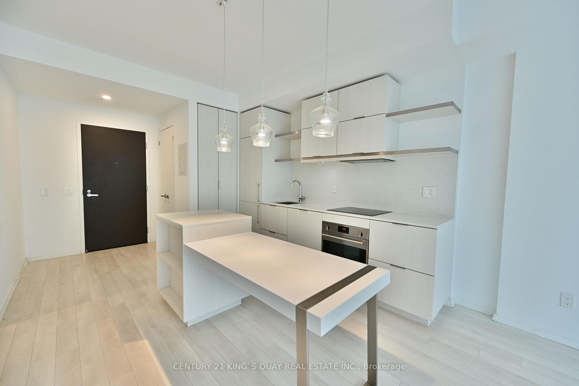 197 Yonge Street Unit 1907 photo 22