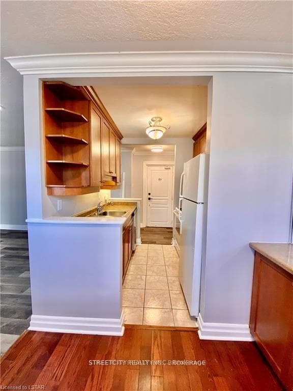 570 William Street Unit 104 photo 11