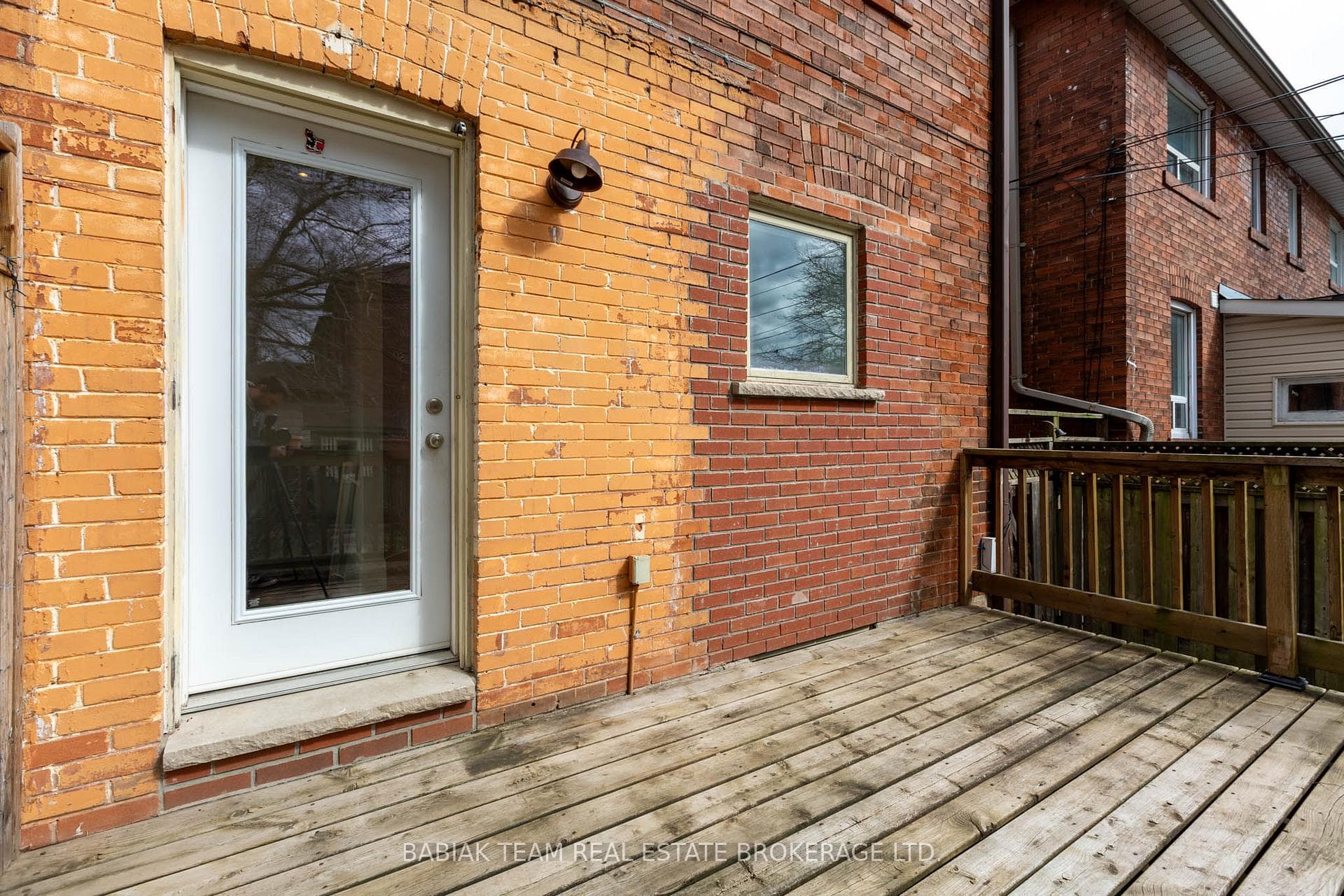 228 Dewhurst Boulevard photo 29