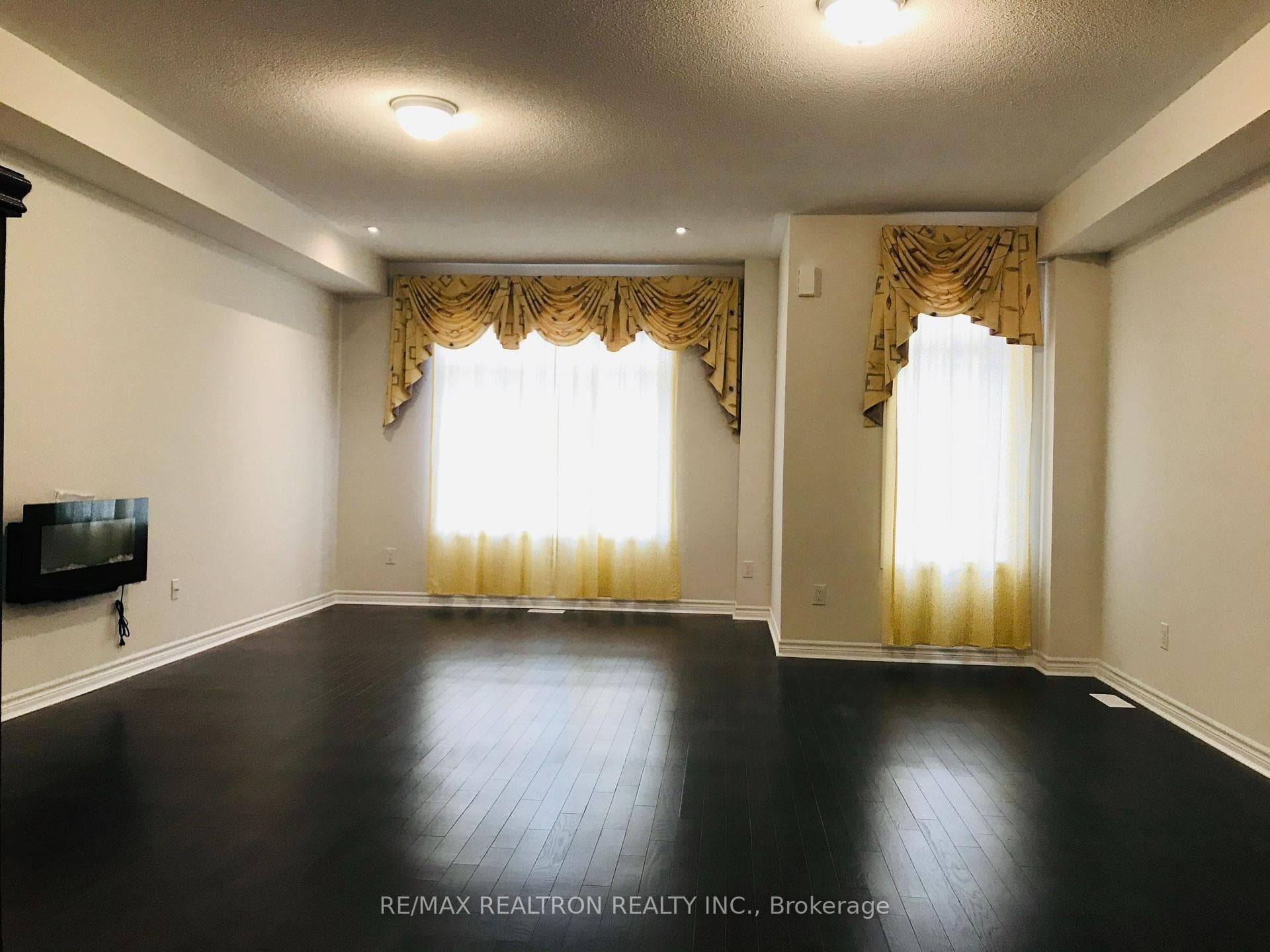 67 Gordon Circle photo 9
